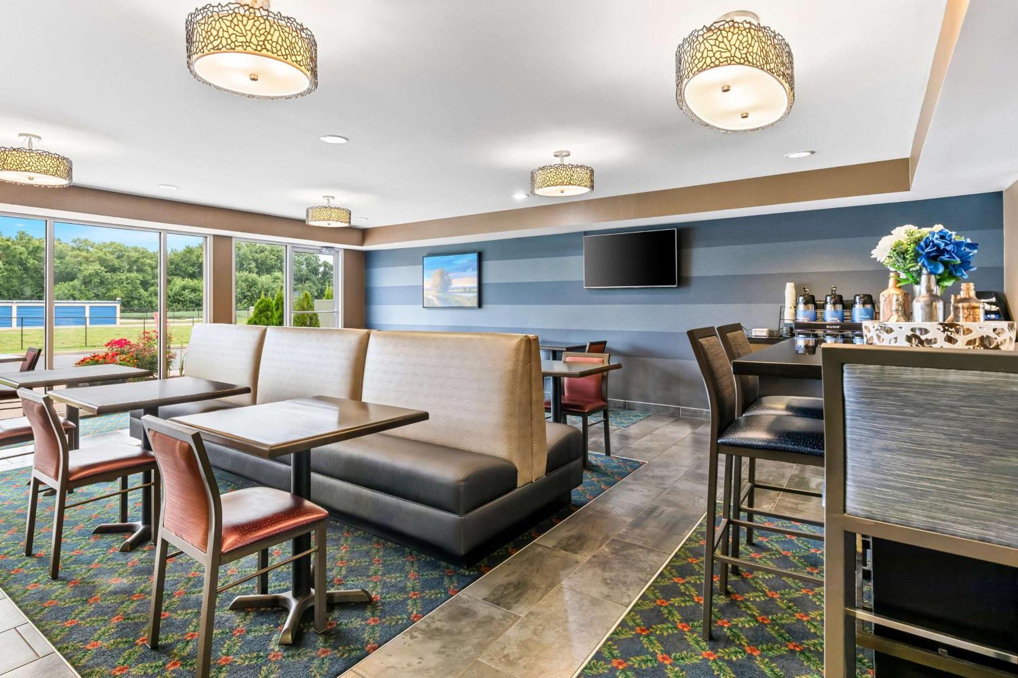 Best Western Legacy Inn & Suites Beloit/South Beloit Экстерьер фото